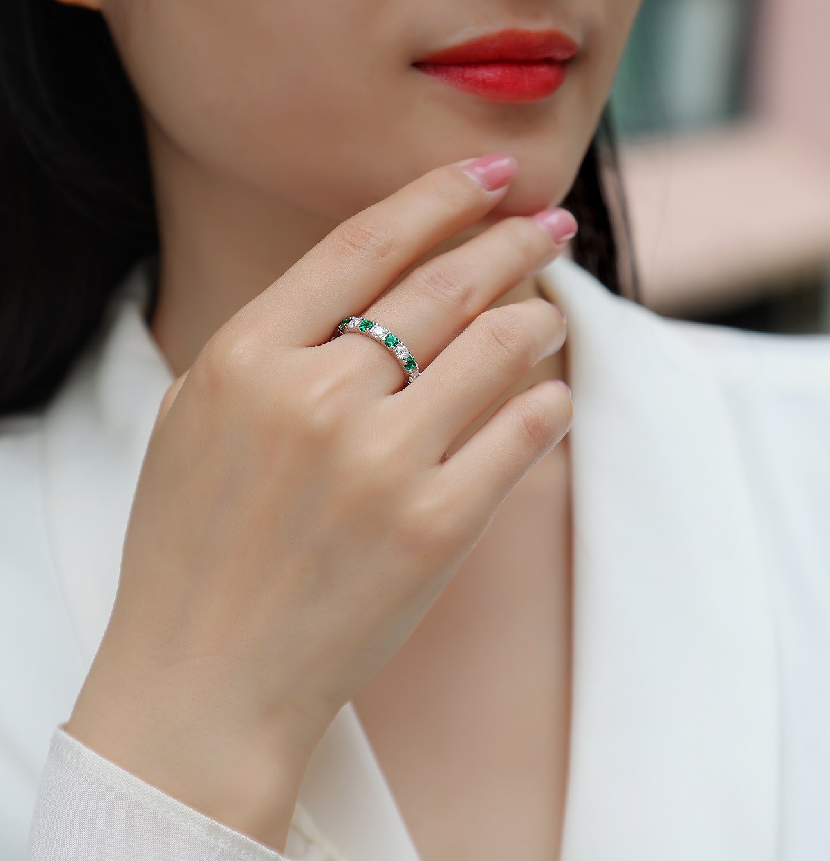 Estrella – Anillo de moissanita y rubí de laboratorio en plata S925 para mujer