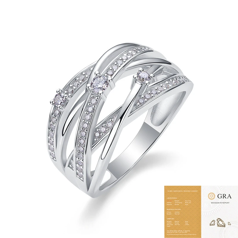 Felicidad cercana – Anillo de compromiso en plata S925 con moissanita central