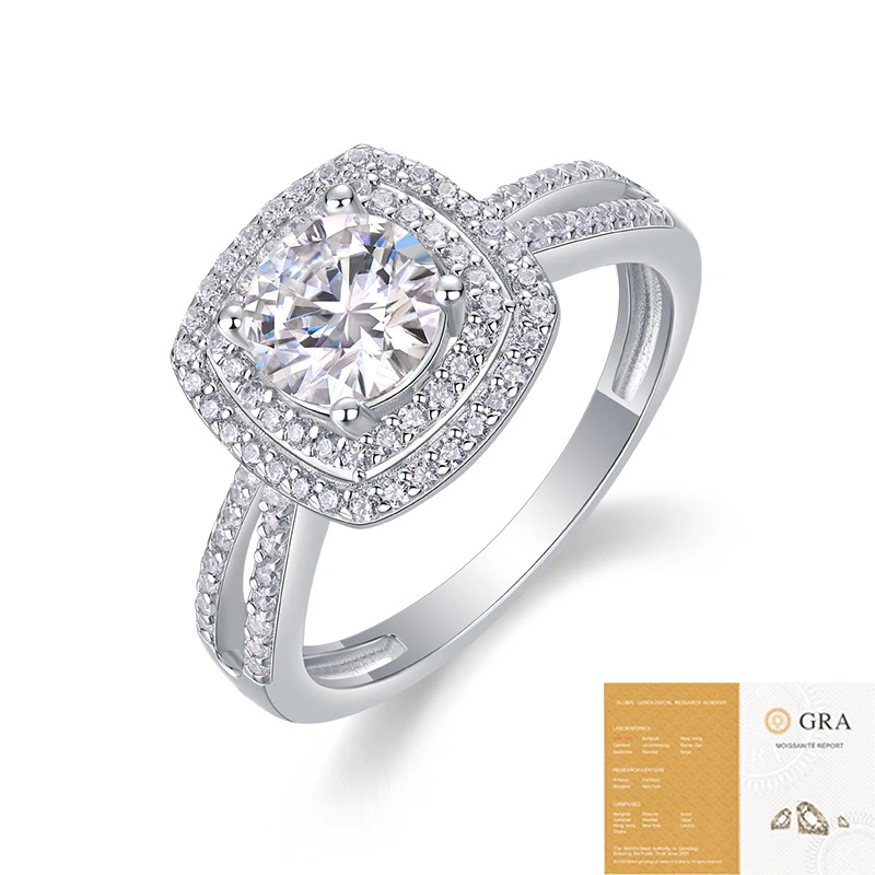 Momento mágico – Anillo de compromiso con moissanita brillante en plata S925