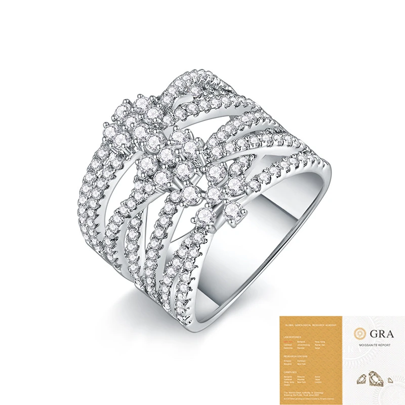 Destello de lujo – Anillo en plata S925 con moissanita brillante