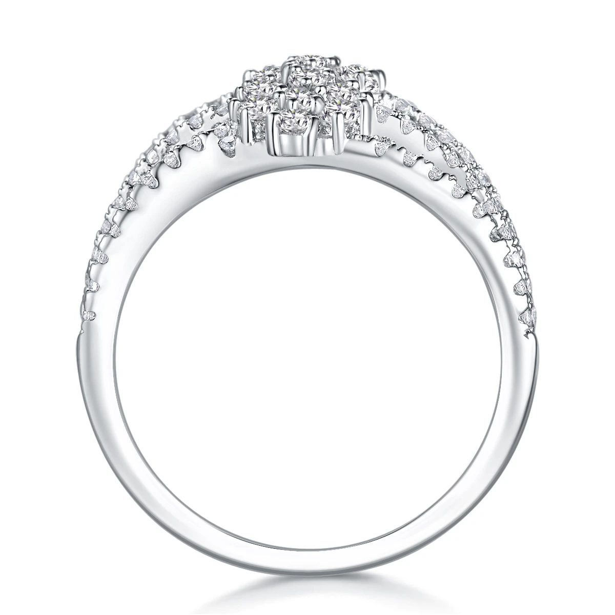 Destello de lujo – Anillo en plata S925 con moissanita brillante