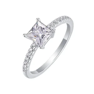 Esencia sofisticada – Anillo S925 con moissanita para aniversario